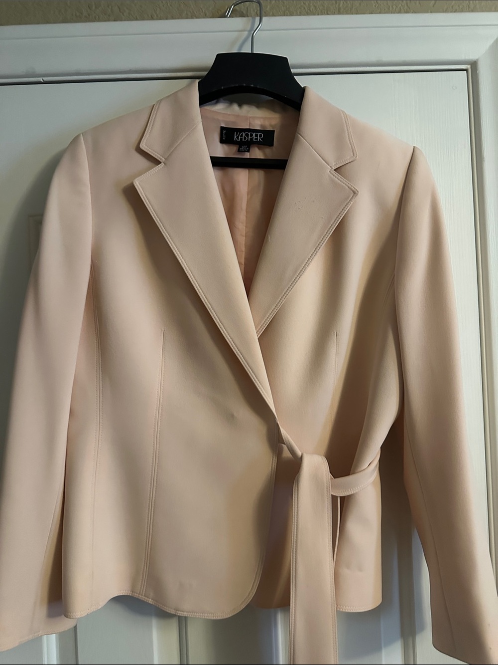 Kasper Women's Light Blush Belted Suit Jacket